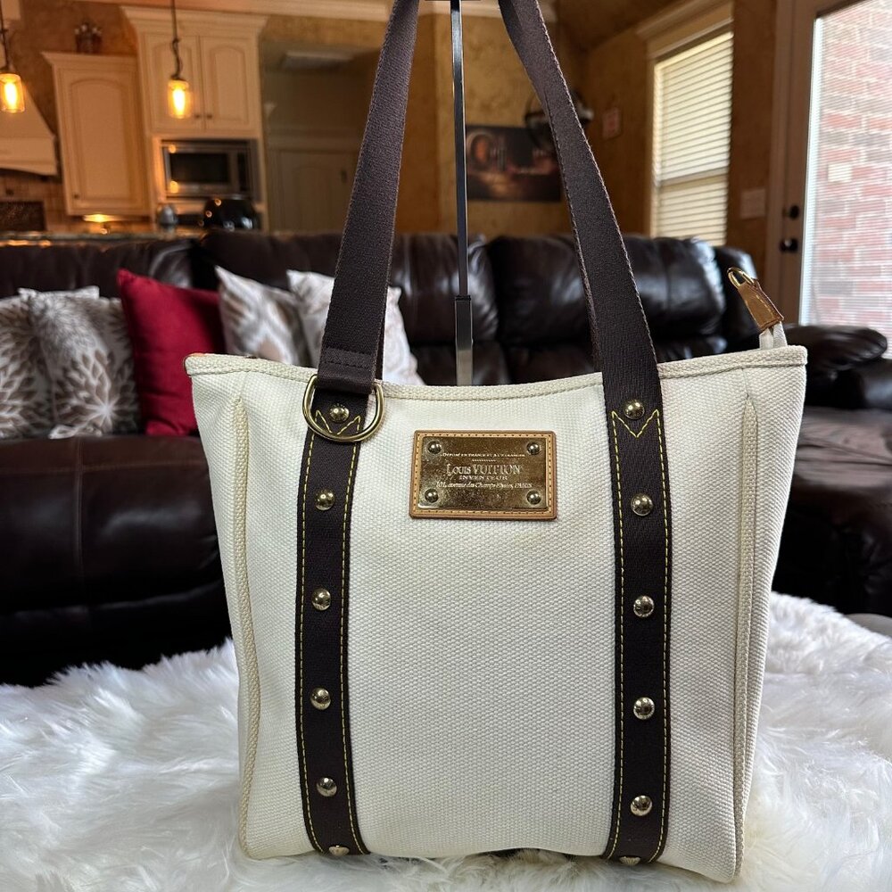 Authentic Louis Vuitton Antigua Cabas MM Canvas Tote Bag - Picture 3 of 16